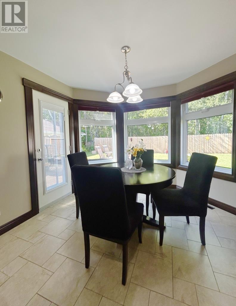 1712 Lyndy Pl N, Fort Frances, Ontario  P9A 3V4 - Photo 9 - TB251923