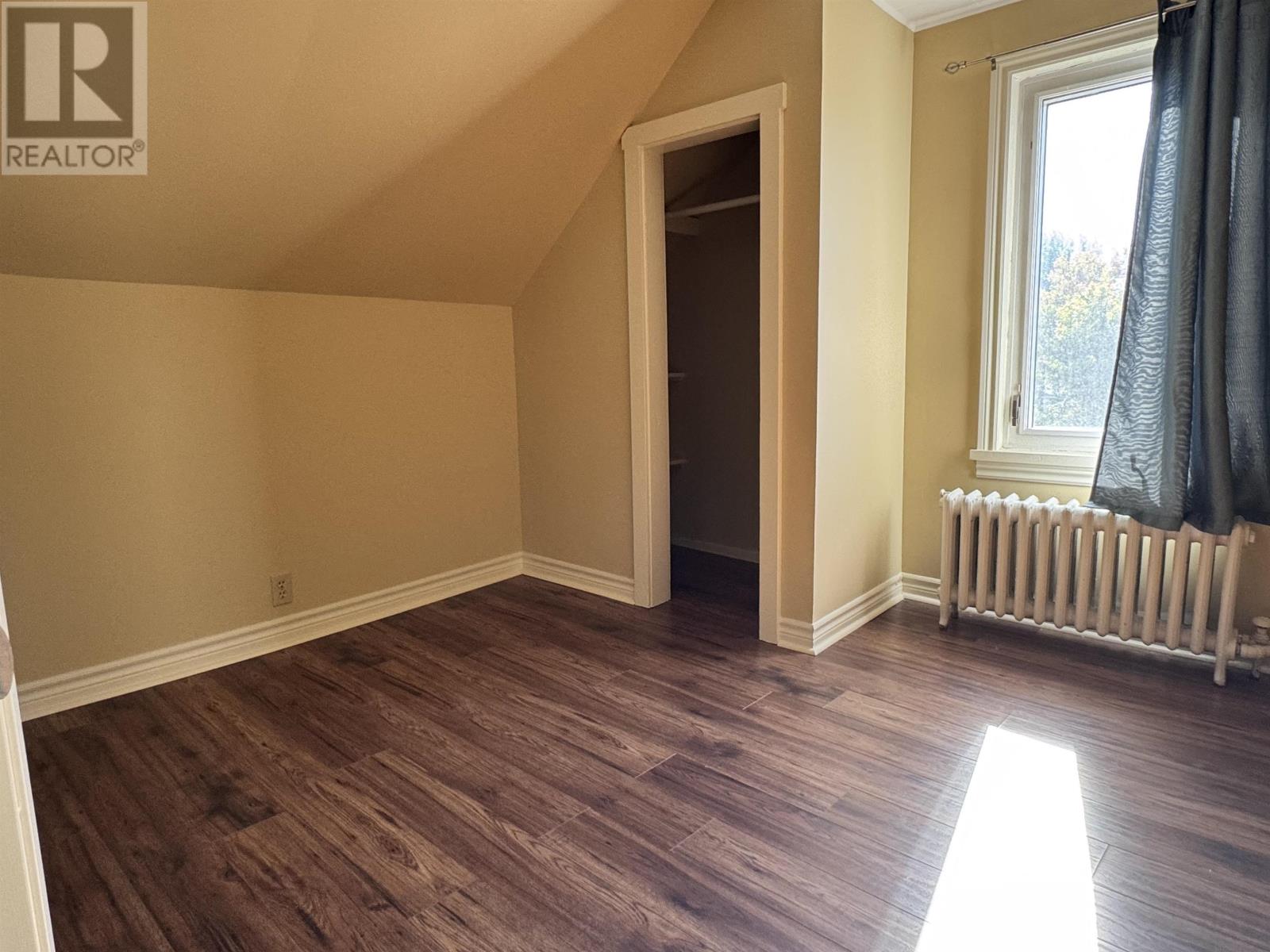 325 Reserve Street, Glace Bay, Nova Scotia  B1A 4W8 - Photo 21 - 202524804