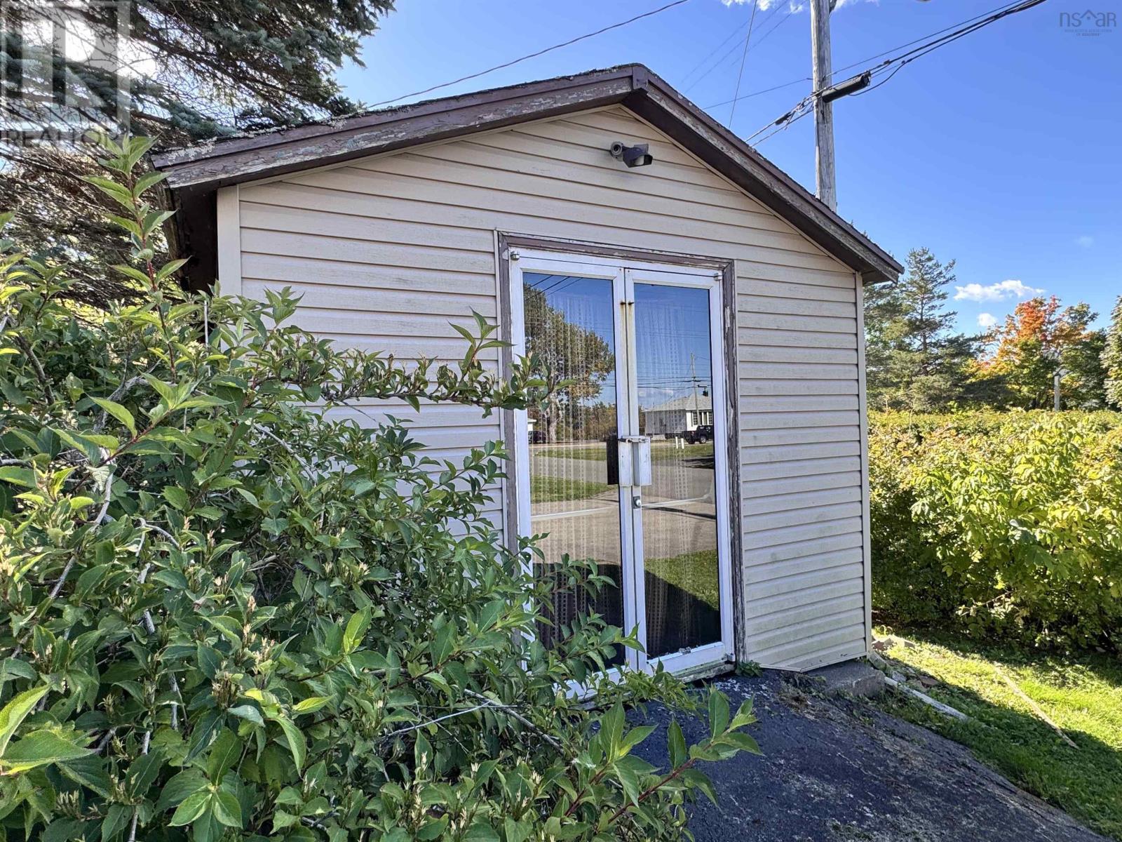 325 Reserve Street, Glace Bay, Nova Scotia  B1A 4W8 - Photo 37 - 202524804