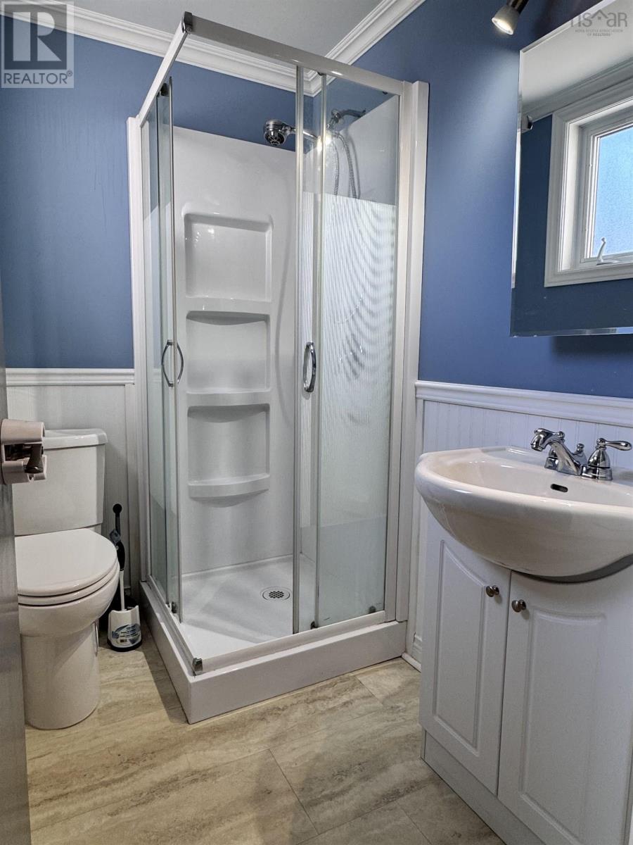 325 Reserve Street, Glace Bay, Nova Scotia  B1A 4W8 - Photo 5 - 202524804