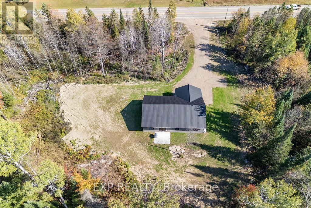 2394a Hwy 132 Highway, Admaston/bromley, Ontario  K7V 3Z7 - Photo 11 - X12439184