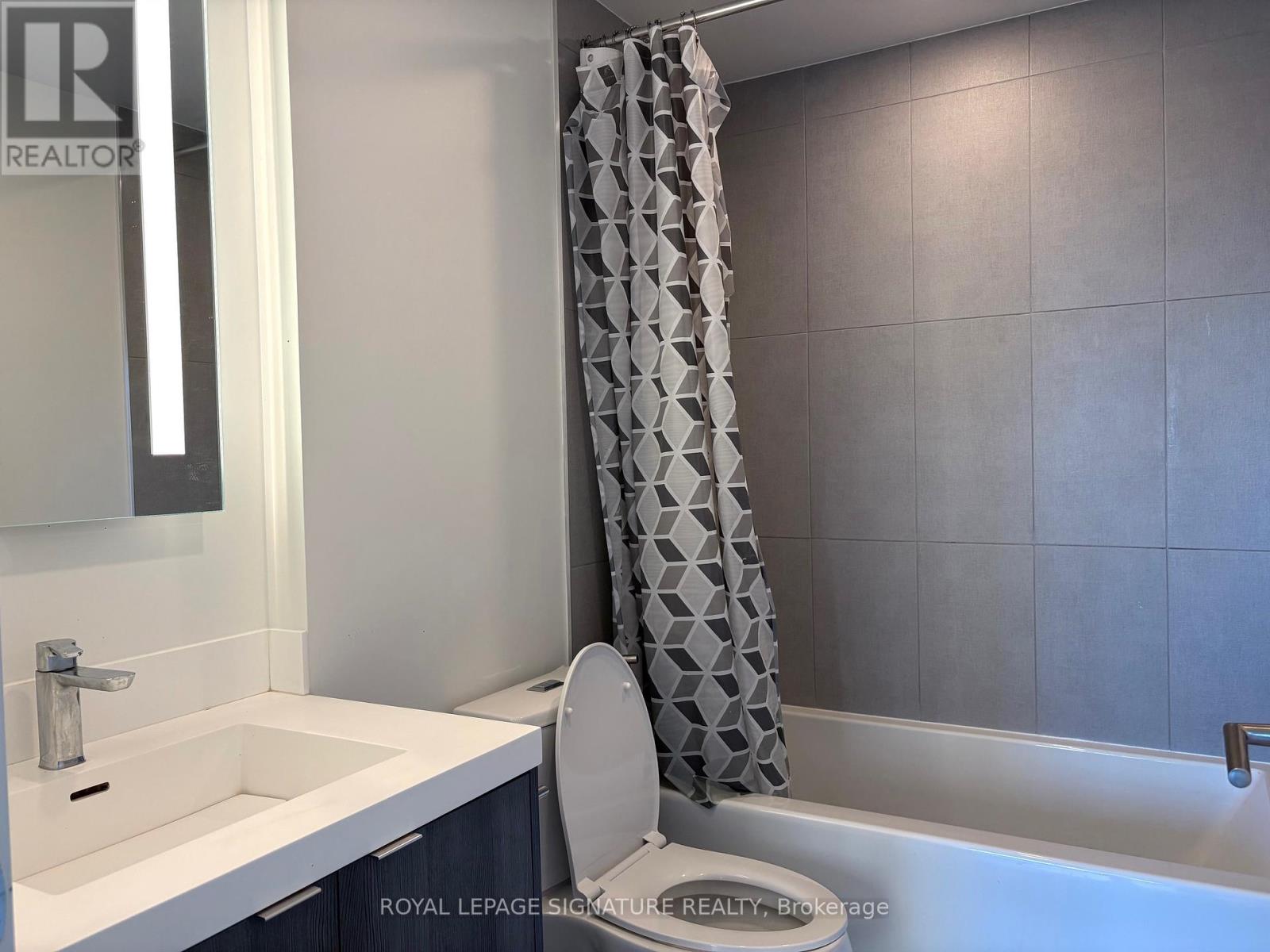 443 - 20 Inn On The Park Drive, Toronto, Ontario  M3C 2J7 - Photo 13 - C12393715
