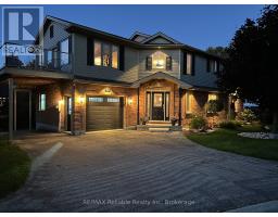 17 HARBOUR COURT