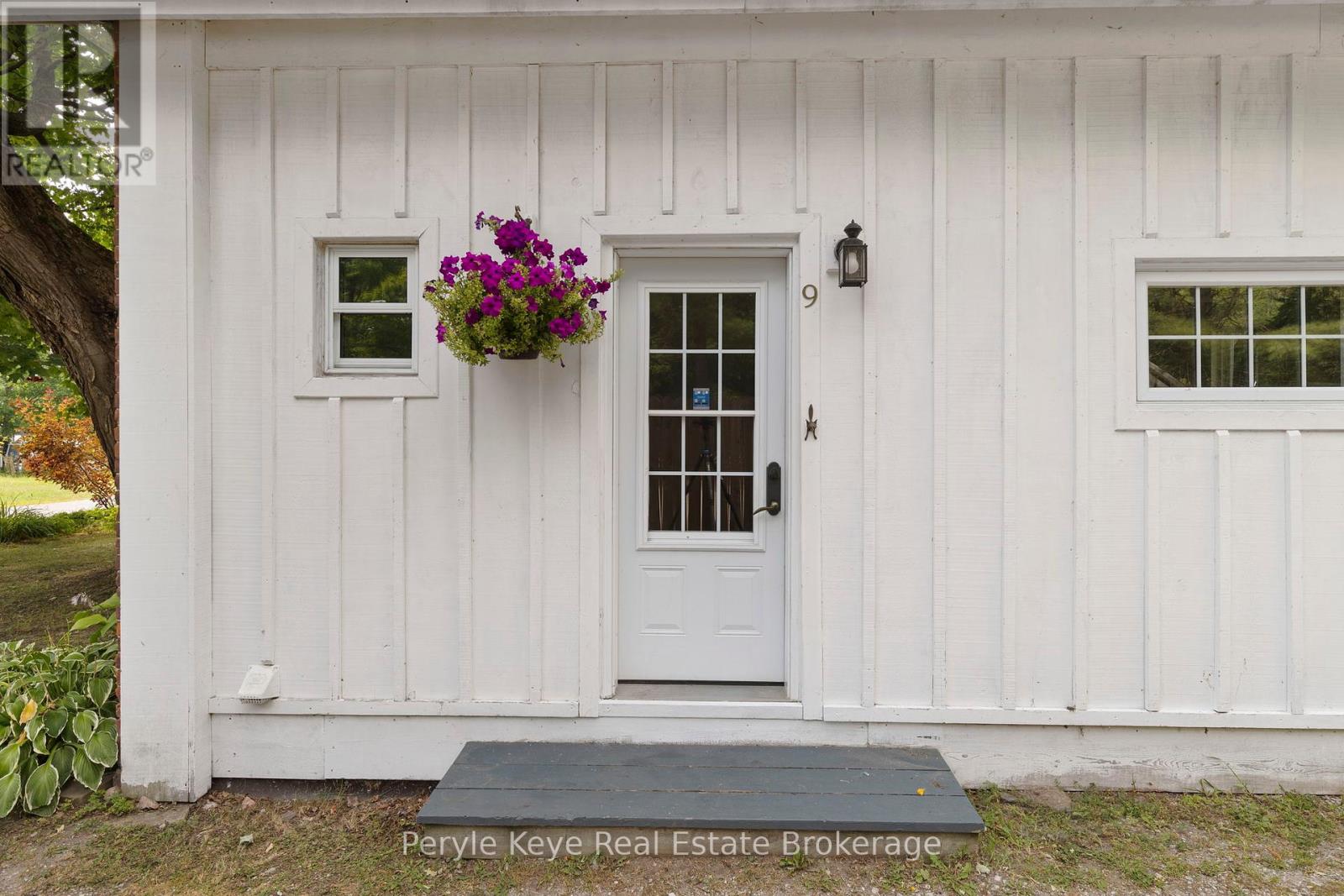 9 King Street, Bracebridge, Ontario  P1L 1H4 - Photo 9 - X12439201