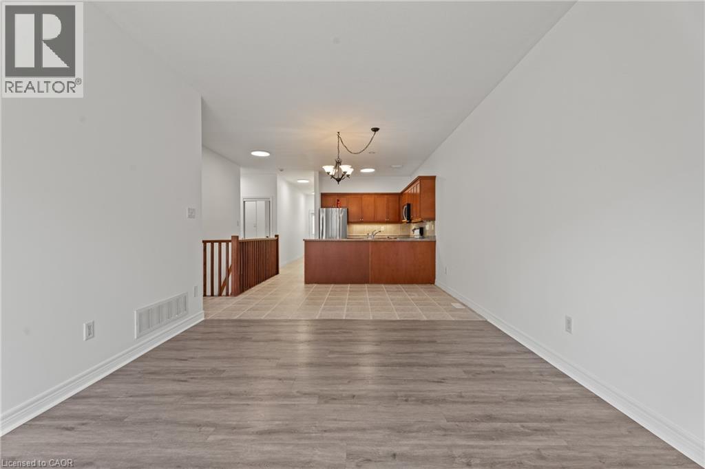 68 Hallmark Trail Unit# 39, Hamilton, Ontario  L9B 0A4 - Photo 12 - 40767753