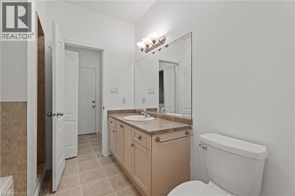 68 Hallmark Trail Unit# 39, Hamilton, Ontario  L9B 0A4 - Photo 16 - 40767753