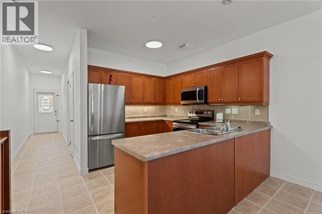 68 Hallmark Trail Unit# 39, Hamilton, Ontario  L9B 0A4 - Photo 8 - 40767753