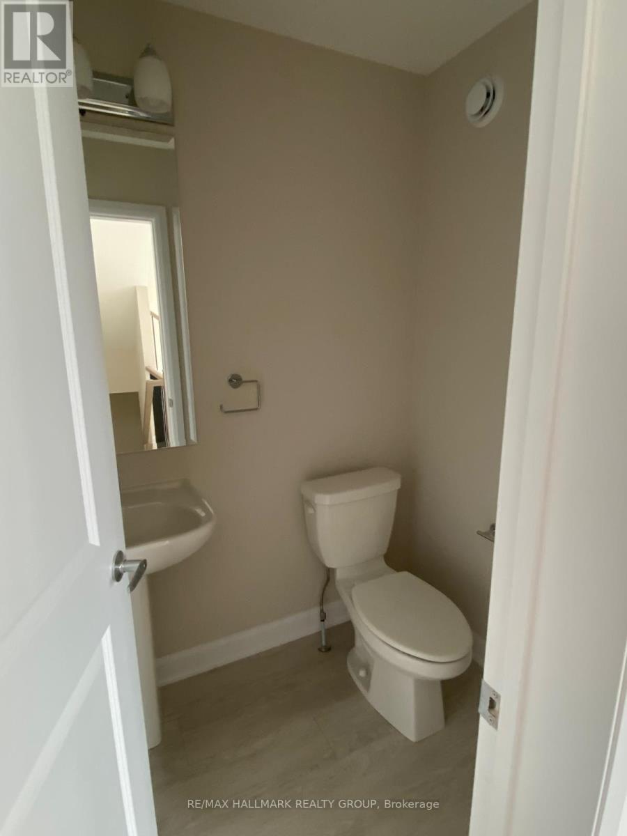 348 Raheen Court Ottawa Circuit, Ottawa, Ontario  K2C 3H2 - Photo 24 - X12437056