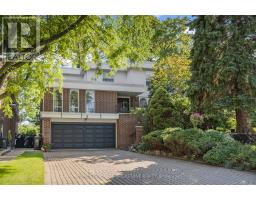 5 POPLAR HEIGHTS DRIVE, Toronto, Ontario
