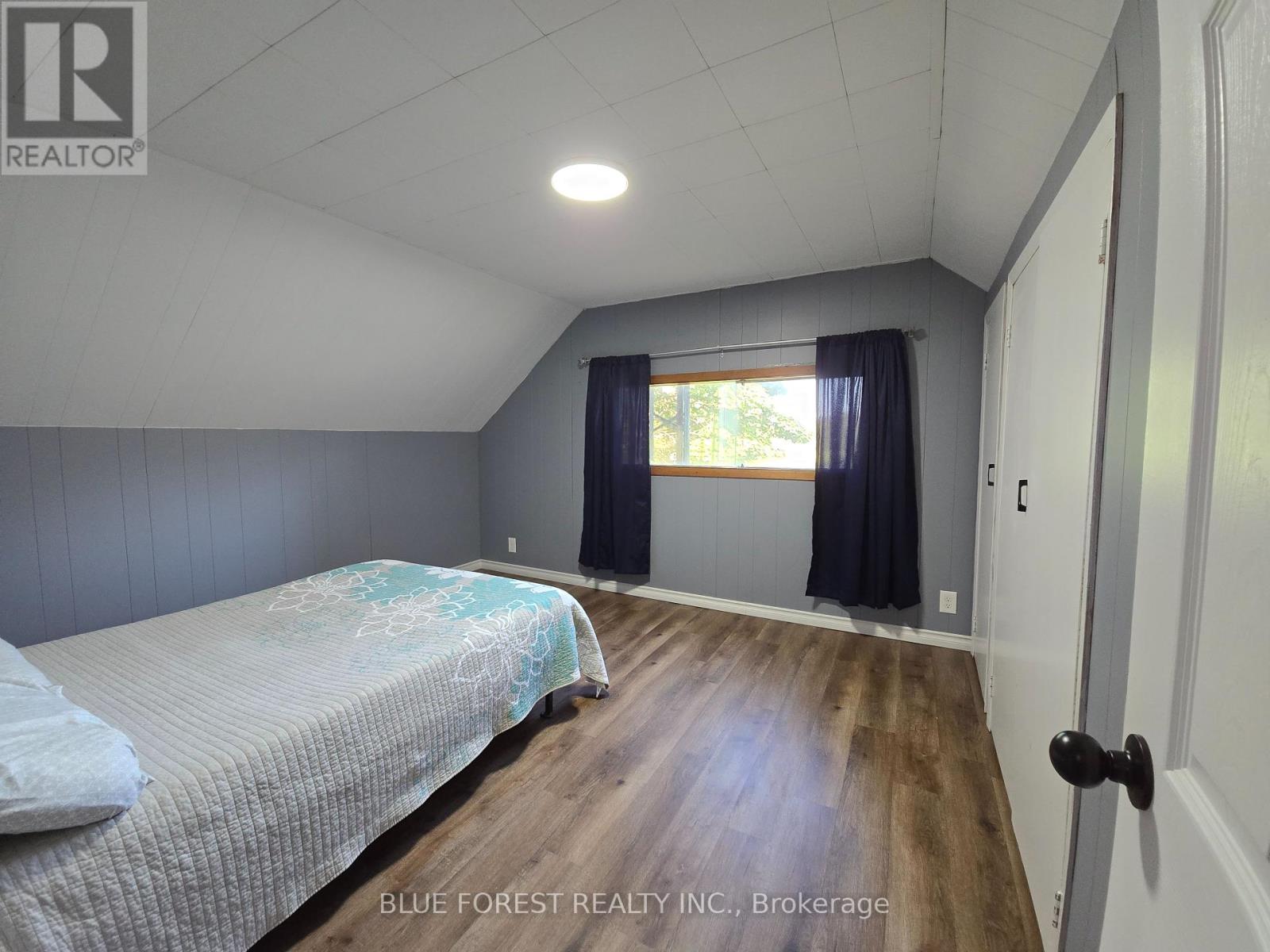 138 Centre Centre, West Elgin, Ontario  N0L 2C0 - Photo 20 - X12439189
