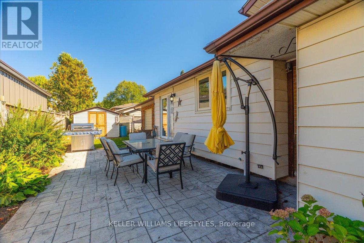 34 Stanhope Crescent, London South, Ontario  N6C 3B2 - Photo 31 - X12439198