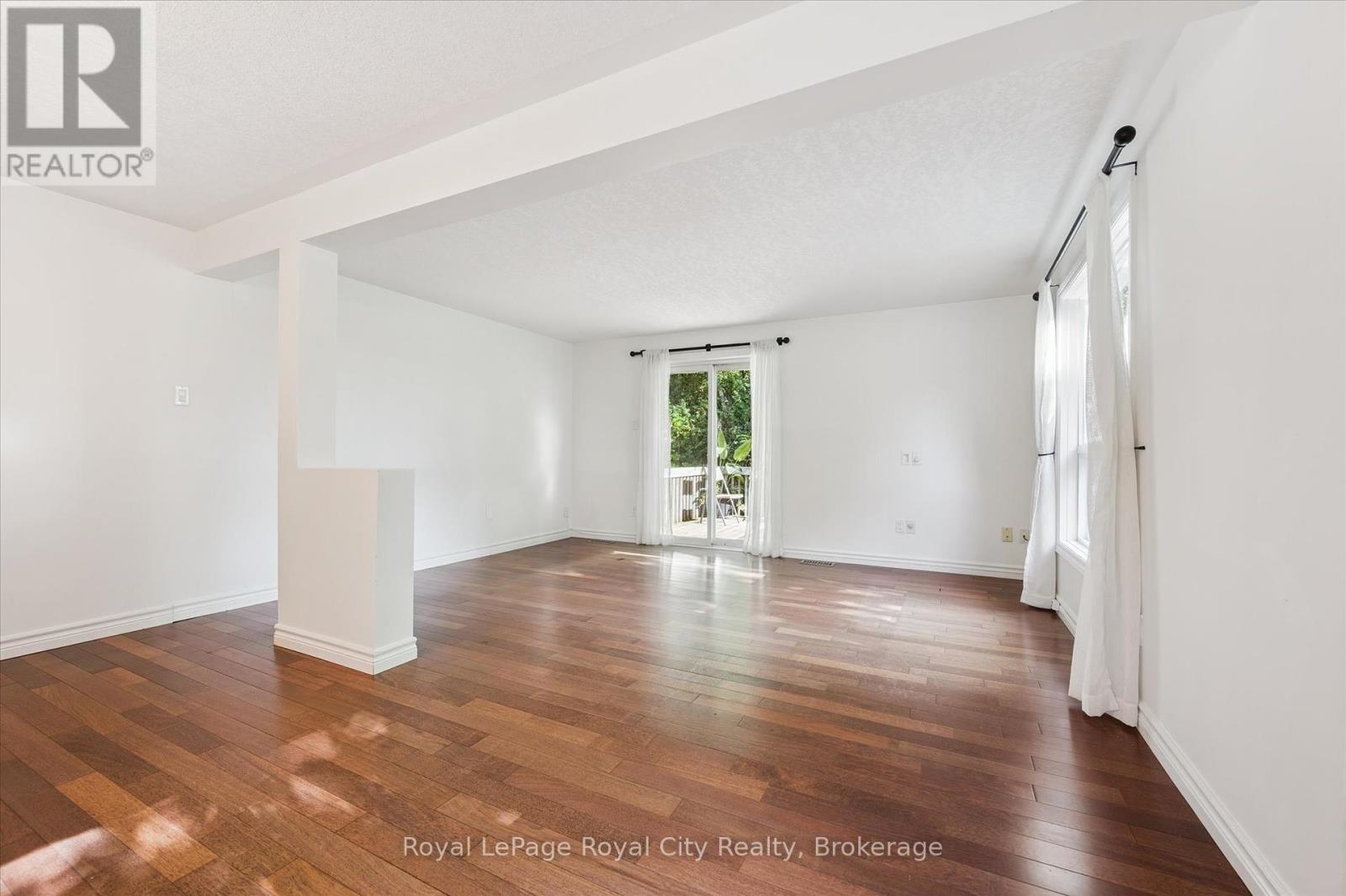 586 Kortright Road W, Guelph, Ontario  N1G 3H8 - Photo 13 - X12439200