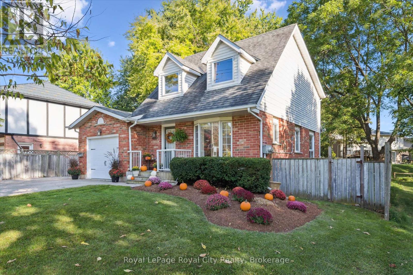 586 Kortright Road W, Guelph, Ontario  N1G 3H8 - Photo 2 - X12439200