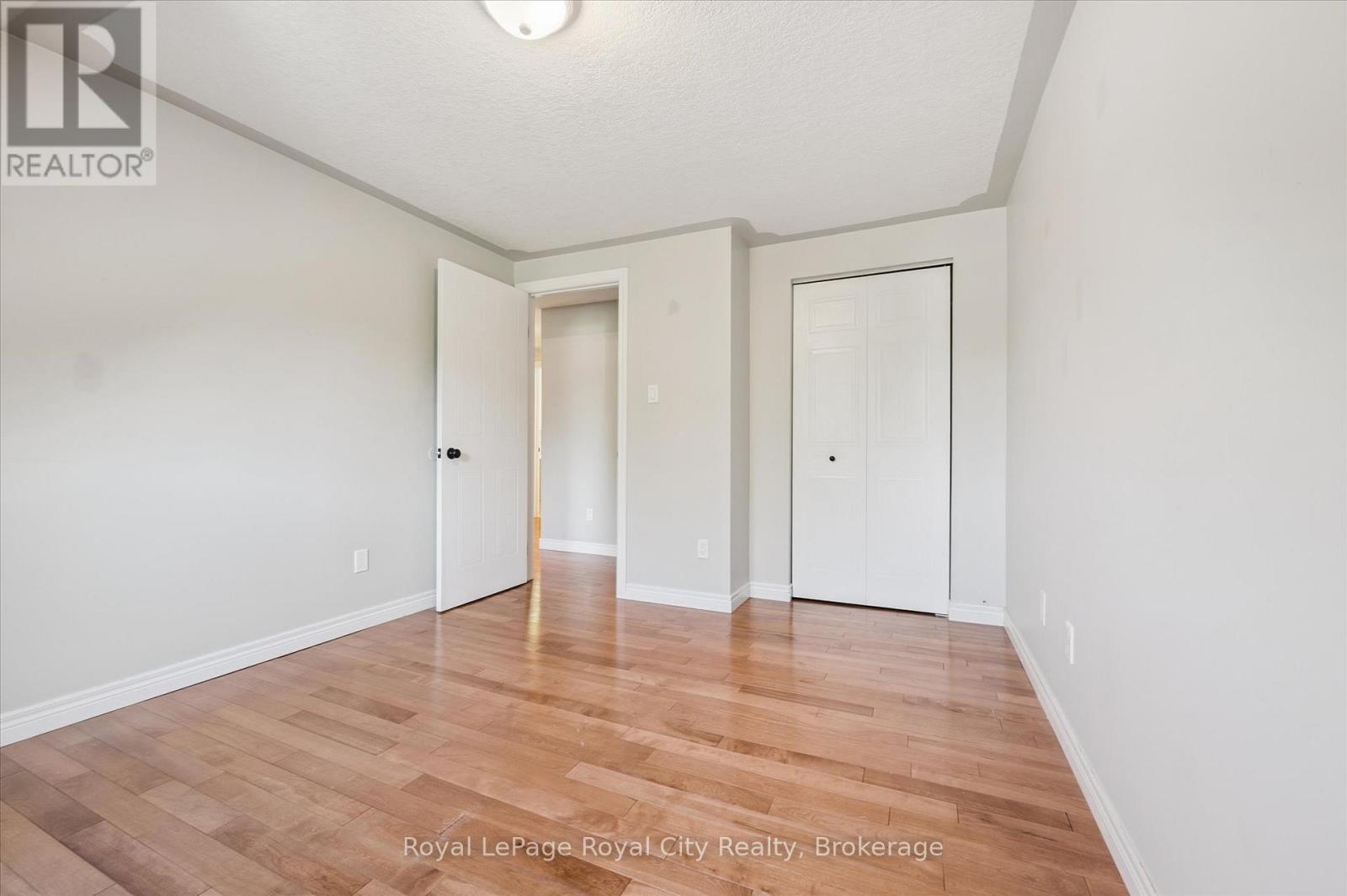 586 Kortright Road W, Guelph, Ontario  N1G 3H8 - Photo 25 - X12439200