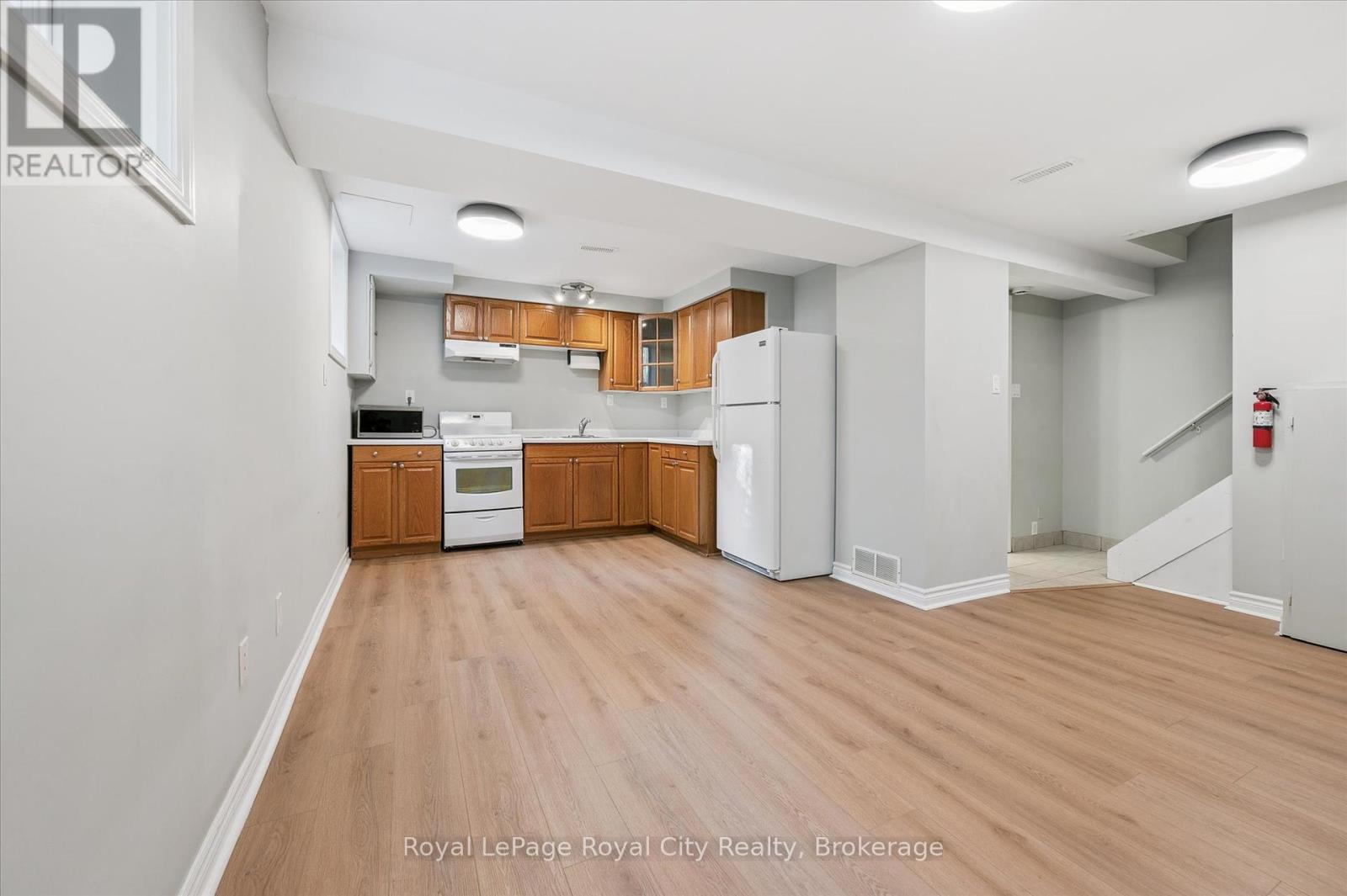 586 Kortright Road W, Guelph, Ontario  N1G 3H8 - Photo 27 - X12439200