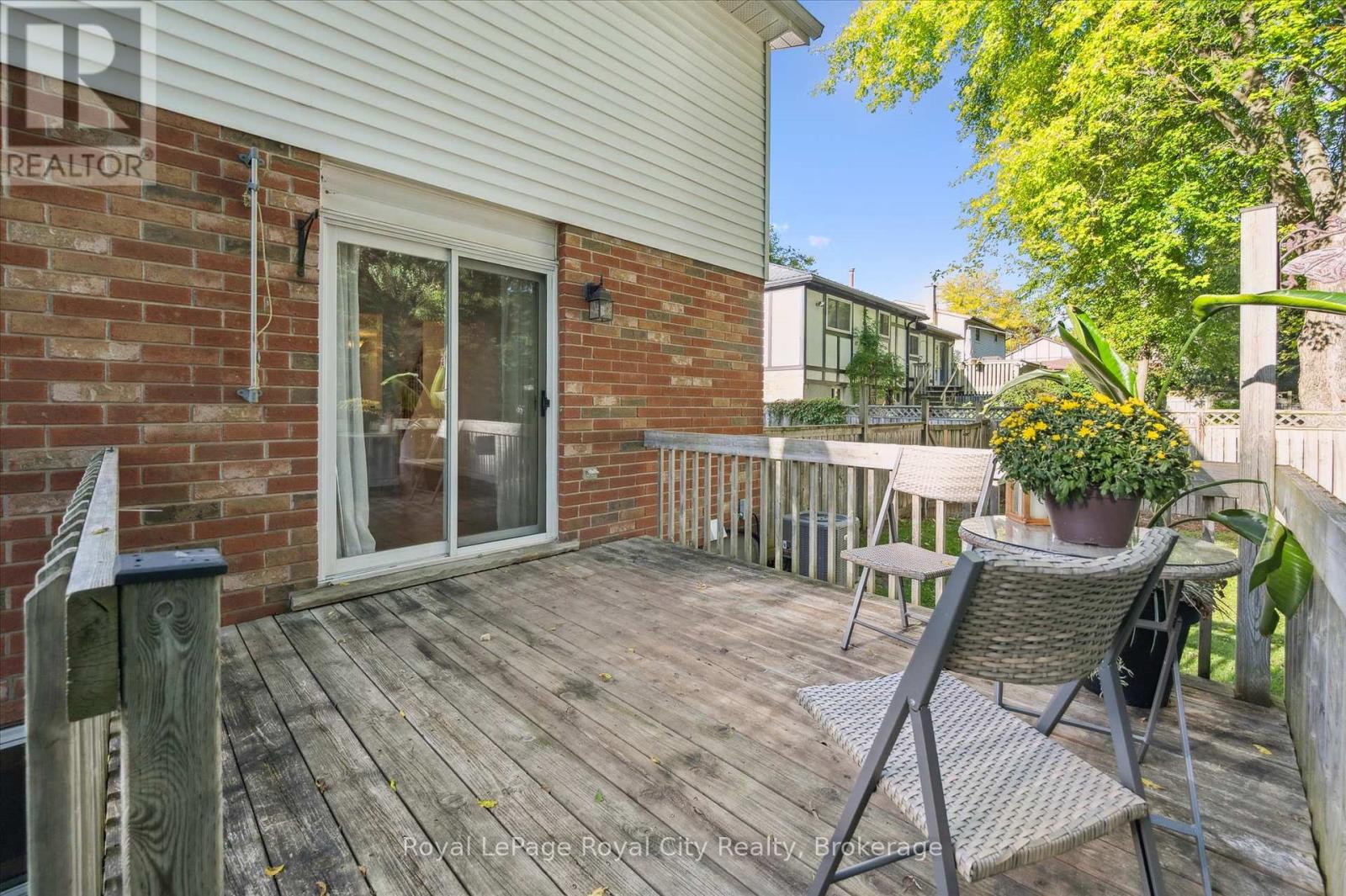 586 Kortright Road W, Guelph, Ontario  N1G 3H8 - Photo 31 - X12439200