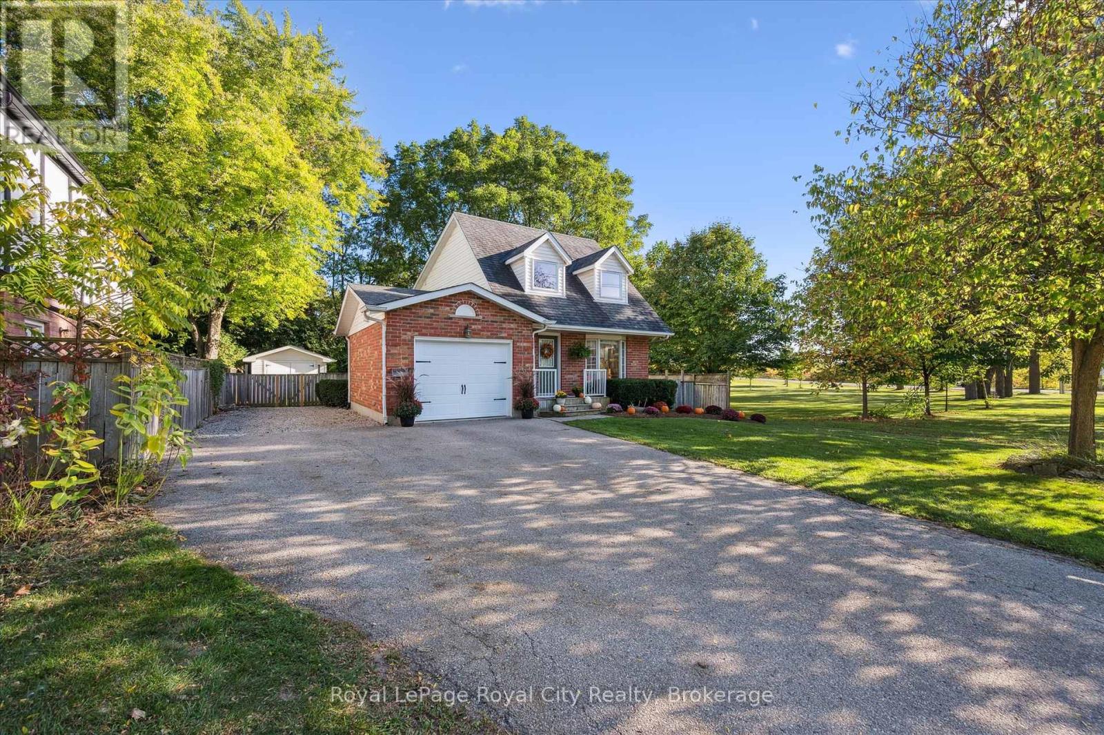 586 Kortright Road W, Guelph, Ontario  N1G 3H8 - Photo 4 - X12439200