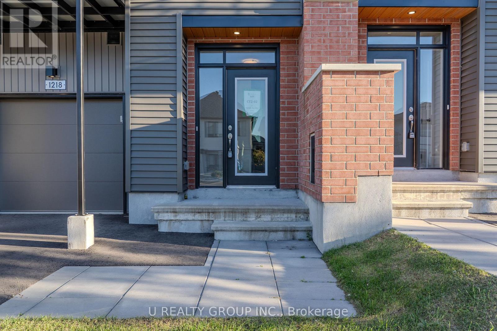 1218 Flycatcher Private, Ottawa, Ontario  K1X 0M7 - Photo 2 - X12439141