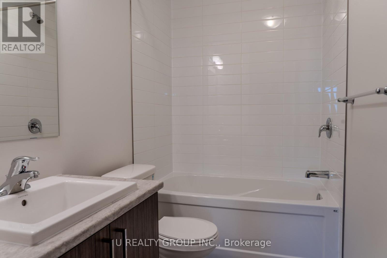 1218 Flycatcher Private, Ottawa, Ontario  K1X 0M7 - Photo 26 - X12439141