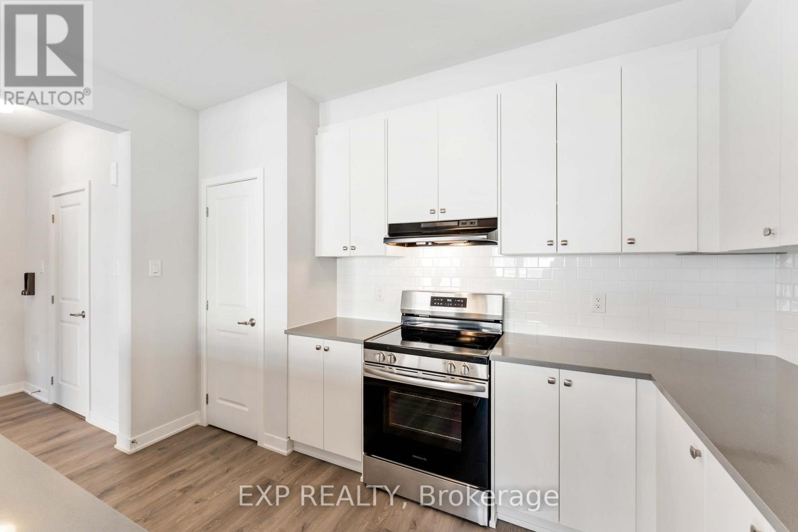 322 Olivenite Private, Ottawa, Ontario  K2J 7J4 - Photo 19 - X12439144