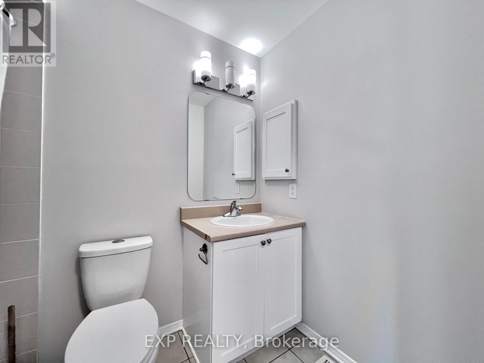 790 Nakina Way, Ottawa, Ontario  K1V 2J1 - Photo 33 - X12439145