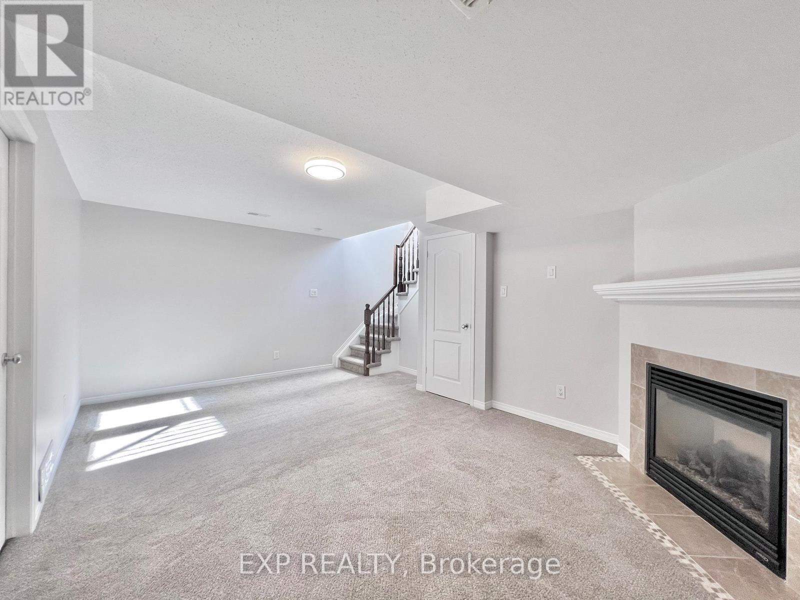 790 Nakina Way, Ottawa, Ontario  K1V 2J1 - Photo 38 - X12439145