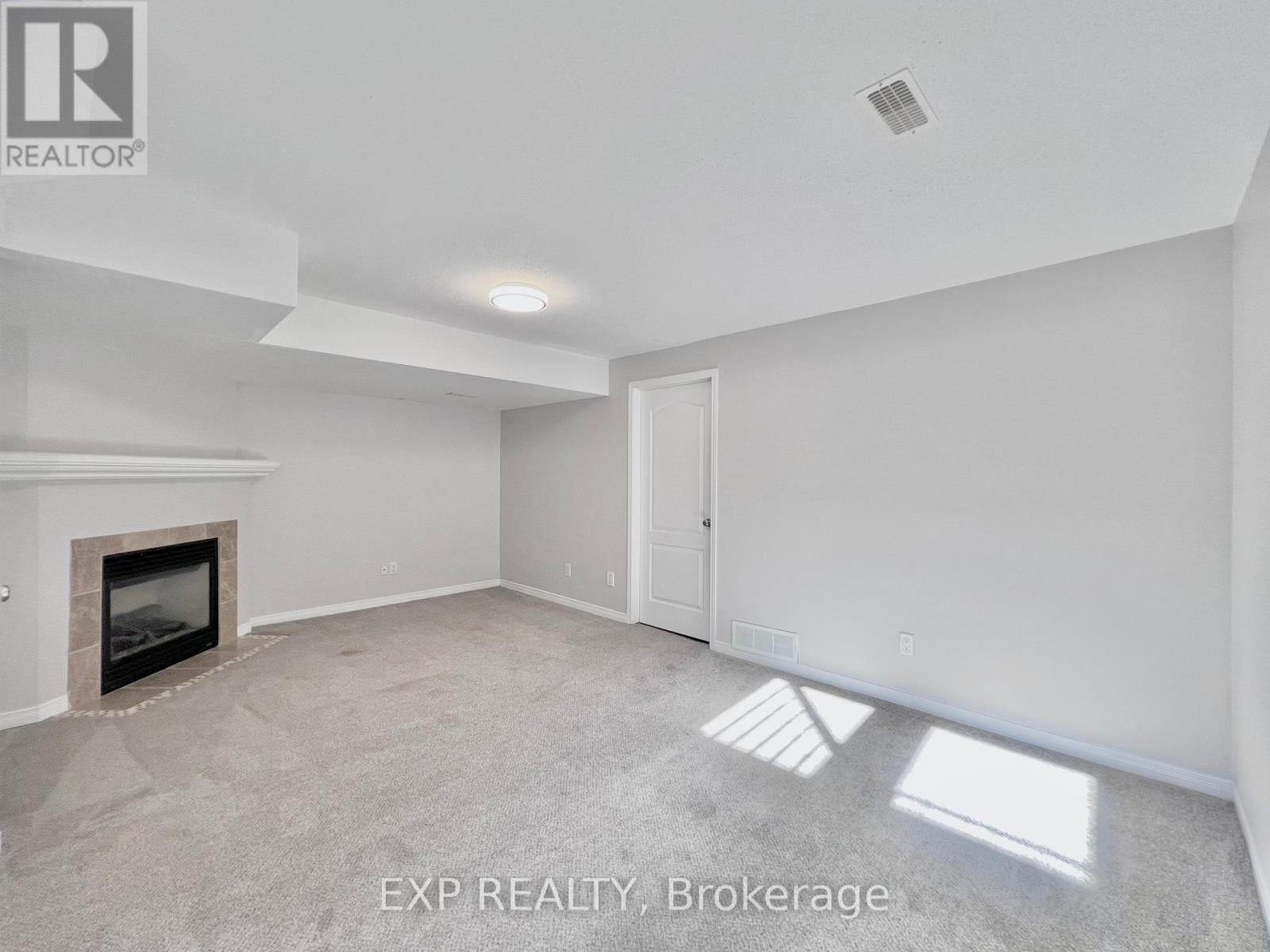 790 Nakina Way, Ottawa, Ontario  K1V 2J1 - Photo 39 - X12439145