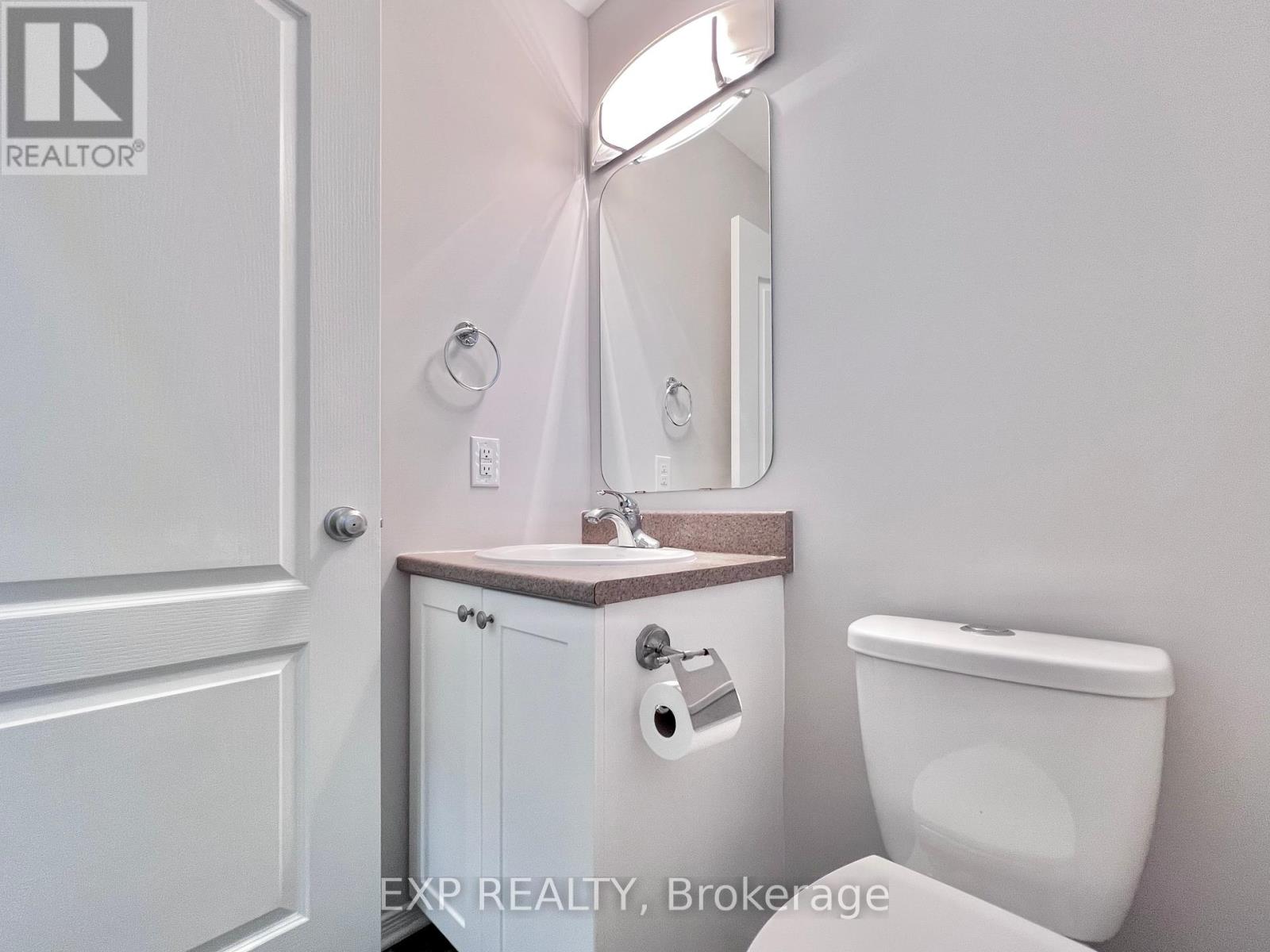 790 Nakina Way, Ottawa, Ontario  K1V 2J1 - Photo 5 - X12439145