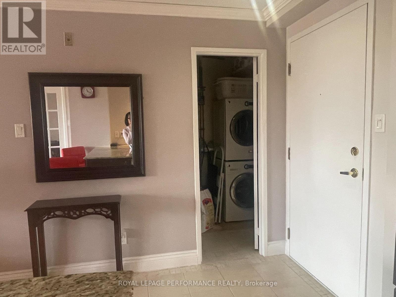 507 - 225 Alvin Road Road, Ottawa, Ontario  K1K 4H6 - Photo 4 - X12439155