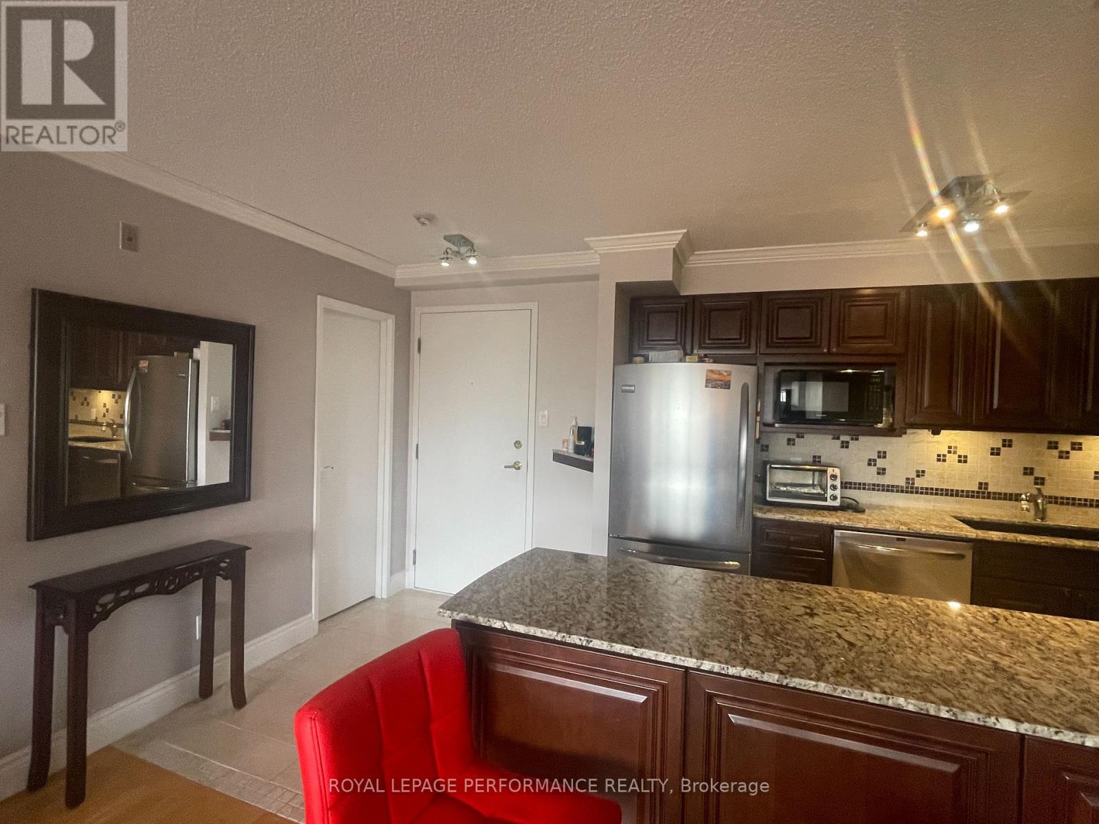 507 - 225 Alvin Road Road, Ottawa, Ontario  K1K 4H6 - Photo 5 - X12439155