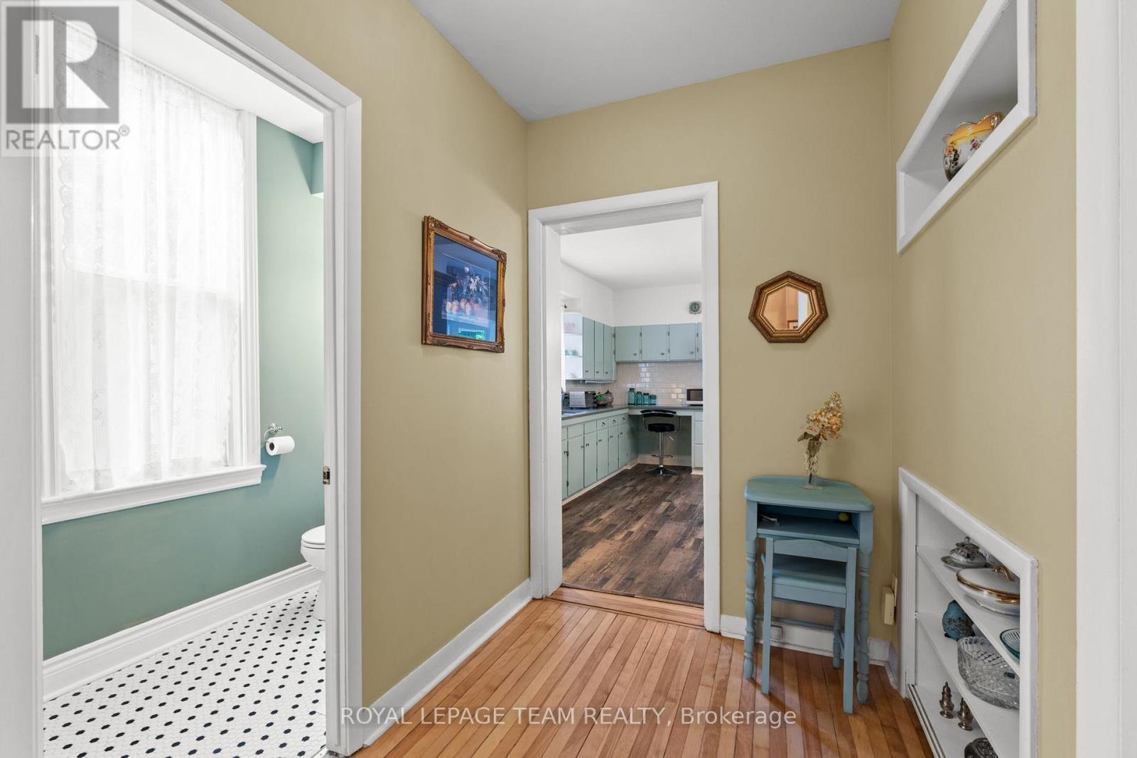 82 Lake Avenue E, Carleton Place, Ontario  K7C 1K8 - Photo 14 - X12439162