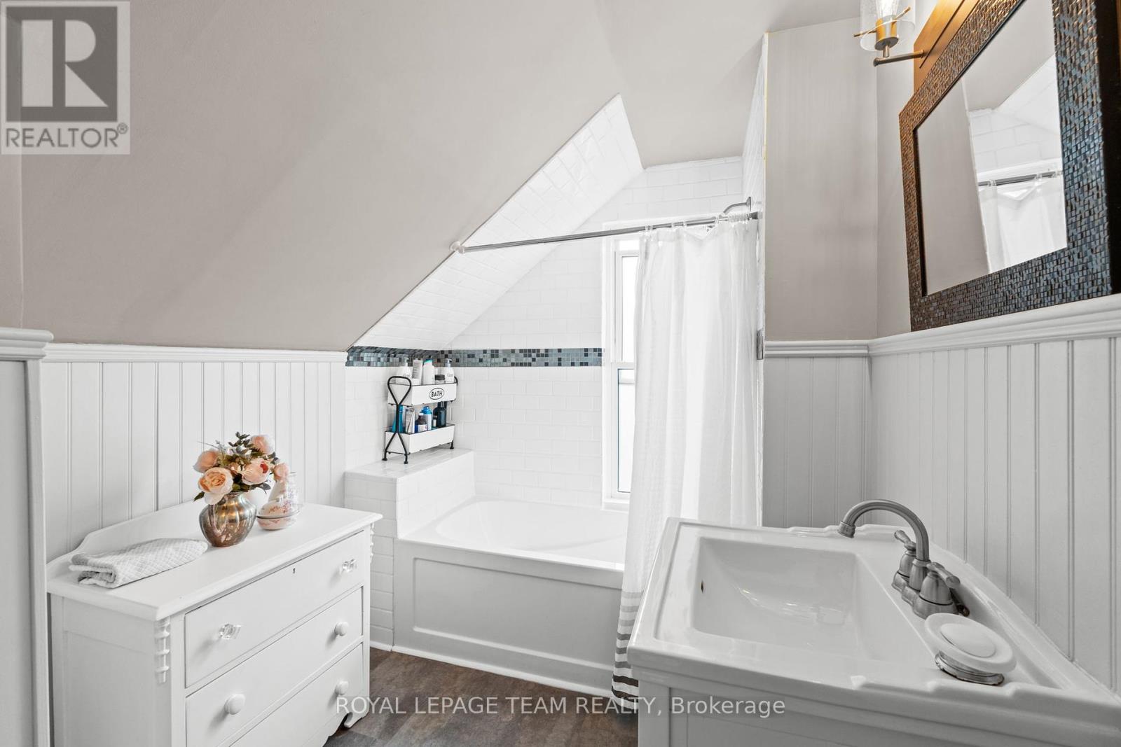 82 Lake Avenue E, Carleton Place, Ontario  K7C 1K8 - Photo 25 - X12439162