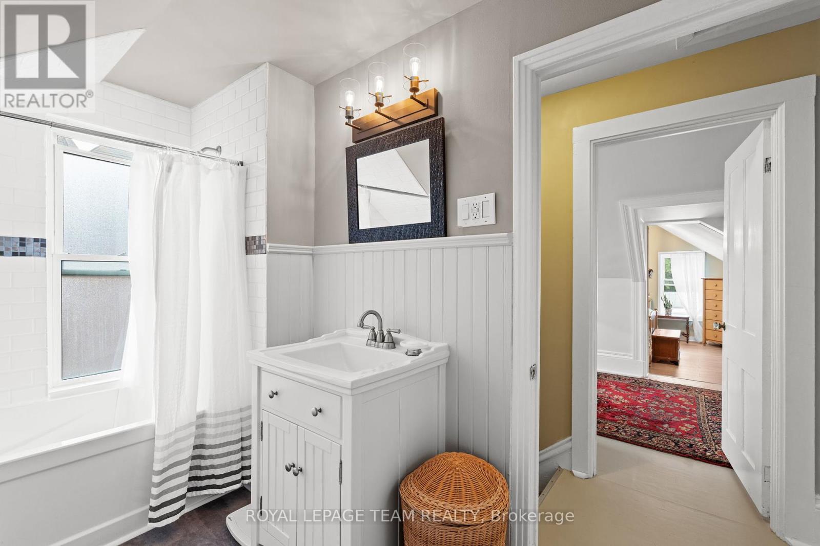 82 Lake Avenue E, Carleton Place, Ontario  K7C 1K8 - Photo 26 - X12439162
