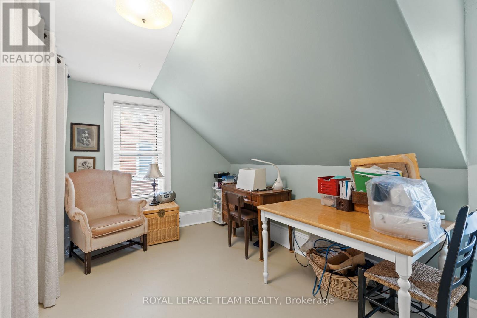 82 Lake Avenue E, Carleton Place, Ontario  K7C 1K8 - Photo 34 - X12439162