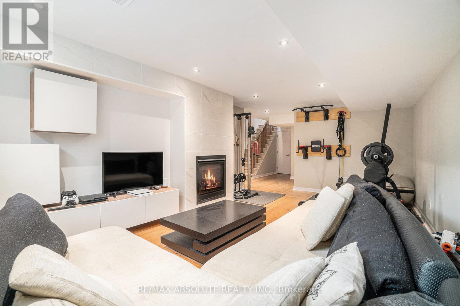 560 Triangle Street N, Ottawa, Ontario  K2V 0M5 - Photo 24 - X12439190