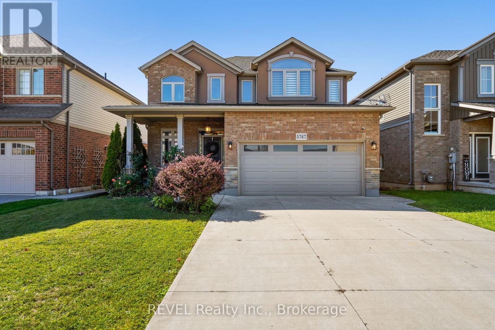 5767 Osprey Avenue, Niagara Falls (Forestview), Ontario  L2H 0G2 - Photo 1 - X12439161