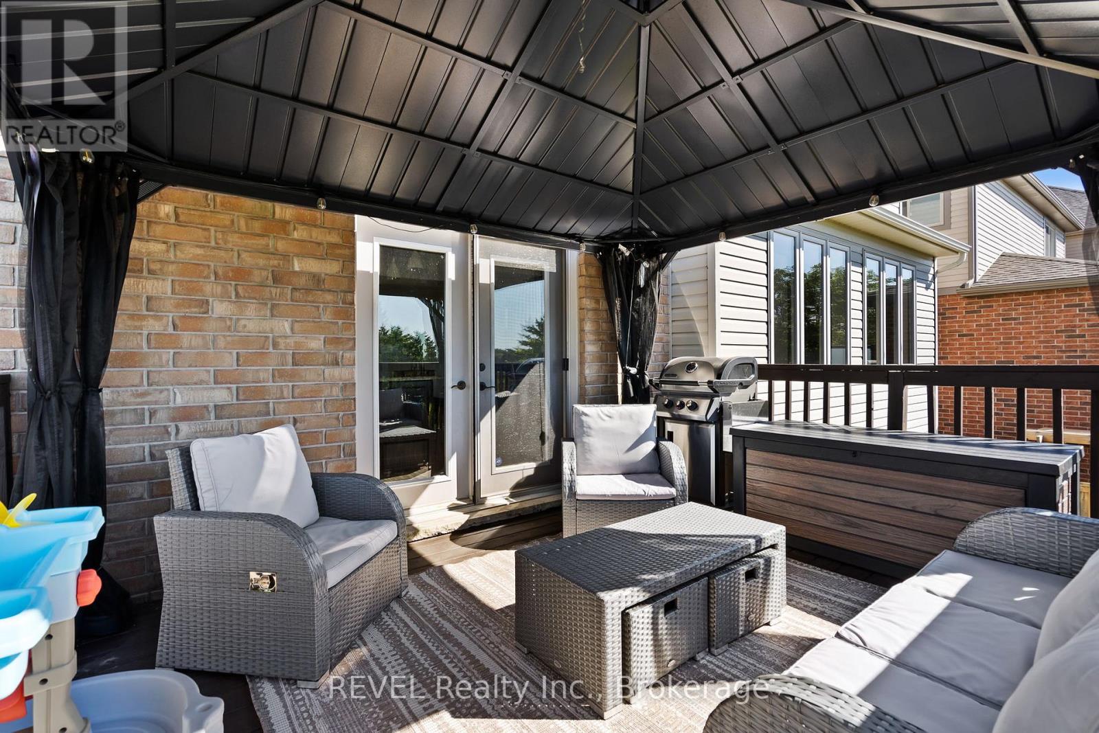 5767 Osprey Avenue, Niagara Falls (Forestview), Ontario  L2H 0G2 - Photo 15 - X12439161