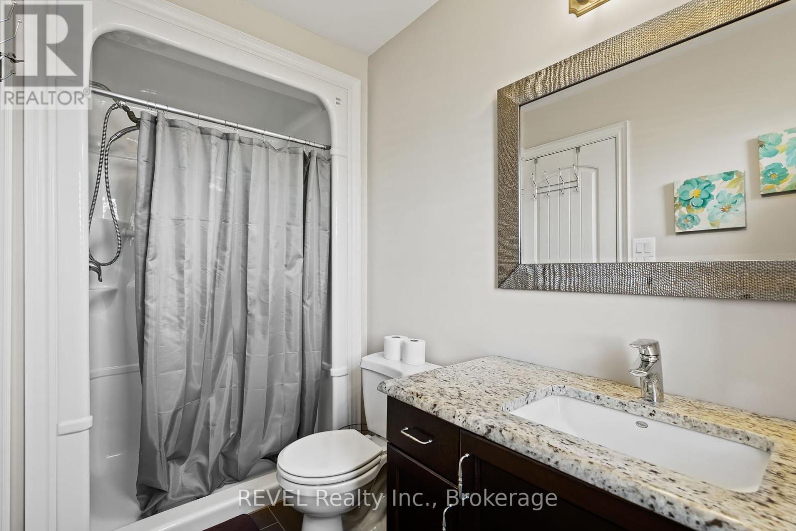 5767 Osprey Avenue, Niagara Falls (Forestview), Ontario  L2H 0G2 - Photo 23 - X12439161