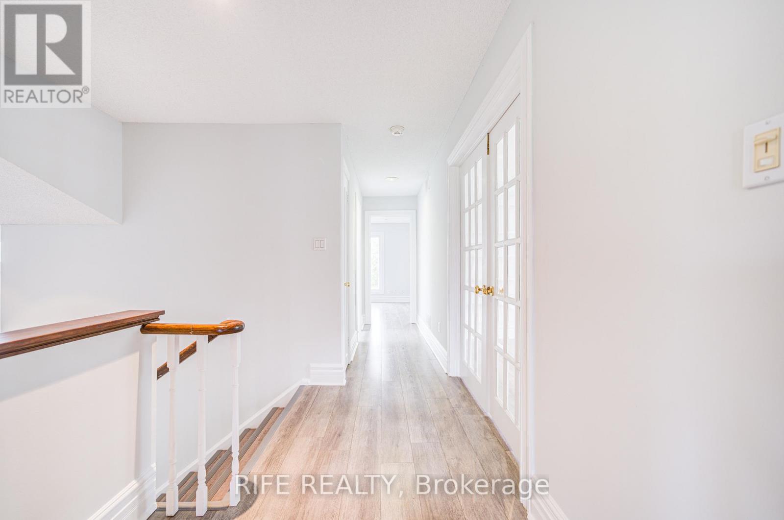 17 Bramble Drive, Toronto, Ontario  M3B 2E9 - Photo 21 - C12439152