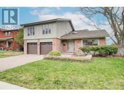 17 BRAMBLE DRIVE, Toronto, Ontario