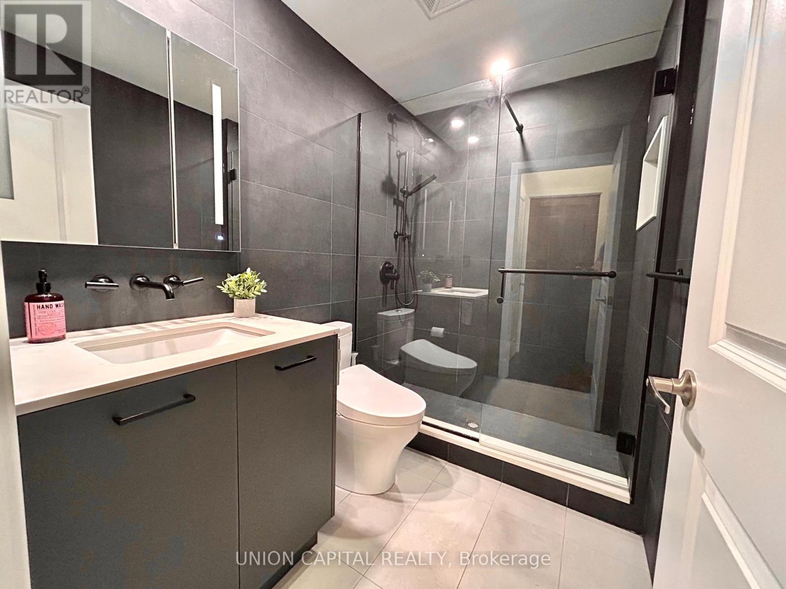 1006 - 628 Fleet Street, Toronto, Ontario  M5V 1A8 - Photo 15 - C12439178