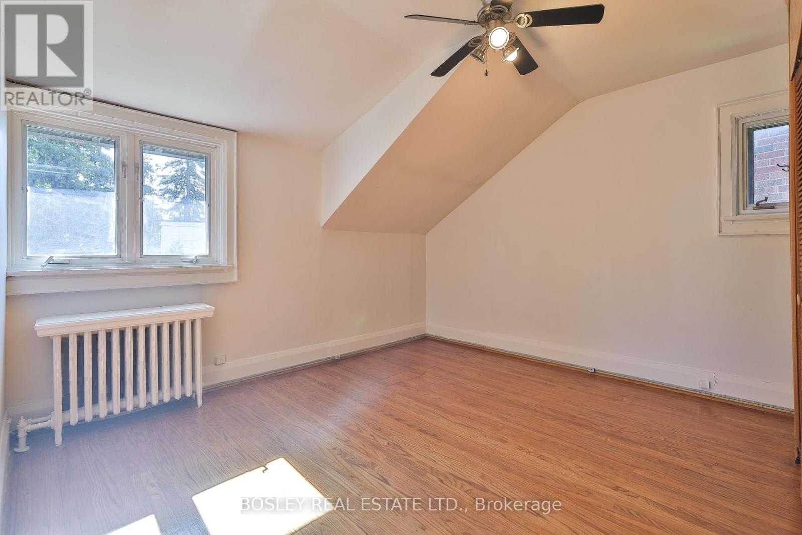 183 Mcrae Drive, Toronto, Ontario  M4G 1T2 - Photo 16 - C12439191