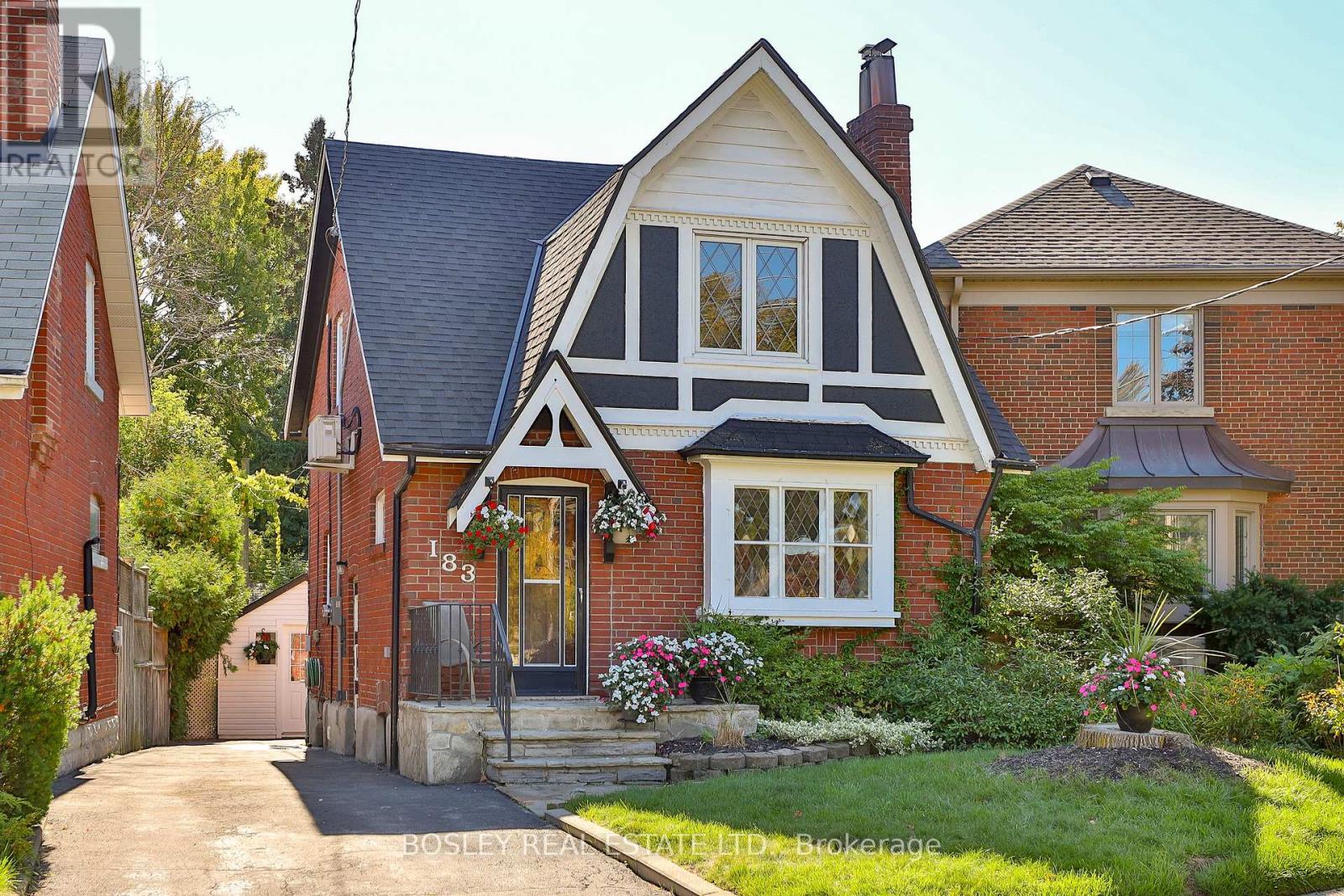 183 Mcrae Drive, Toronto, Ontario  M4G 1T2 - Photo 2 - C12439191