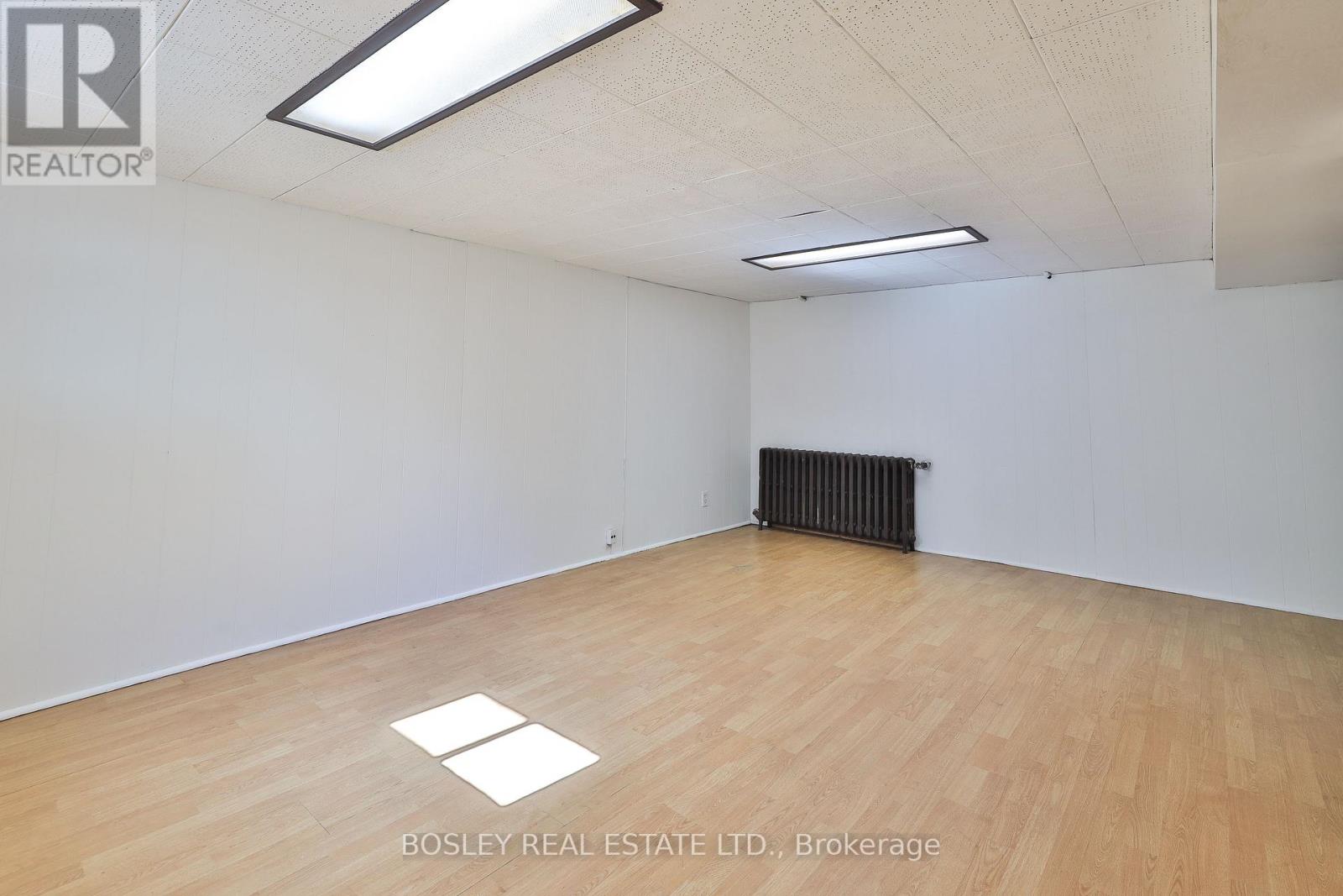 183 Mcrae Drive, Toronto, Ontario  M4G 1T2 - Photo 23 - C12439191