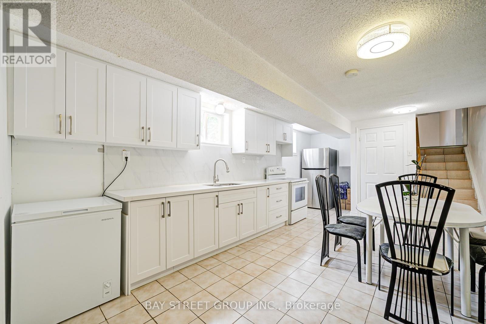 64 Rakewood Crescent, Toronto, Ontario  M1V 1M7 - Photo 37 - E12439139