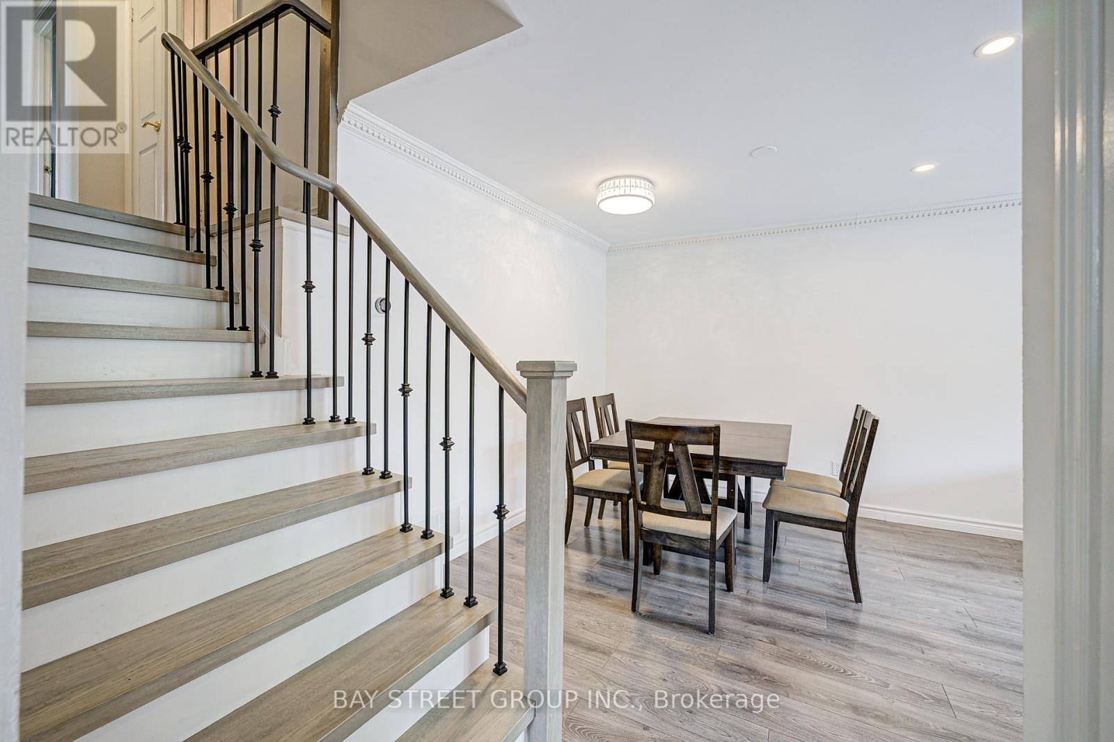 64 Rakewood Crescent, Toronto, Ontario  M1V 1M7 - Photo 8 - E12439139