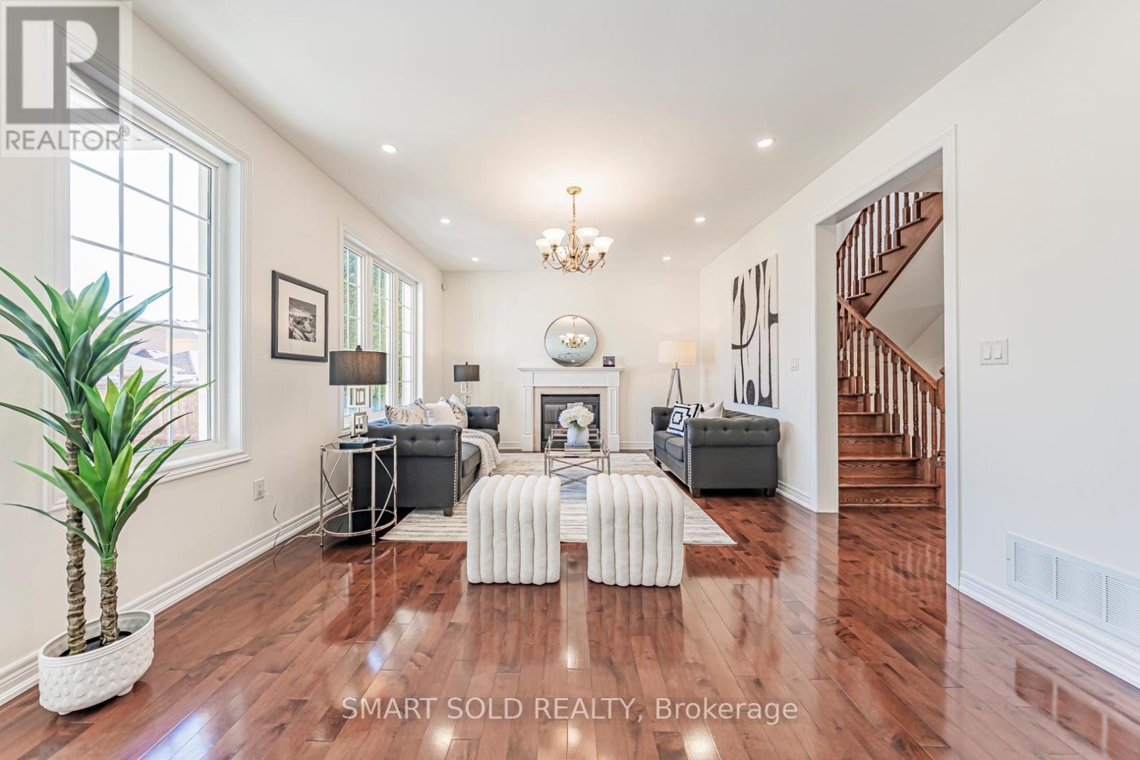 23 Bonheur Road, Markham, Ontario  L6C 0A3 - Photo 18 - N12439160