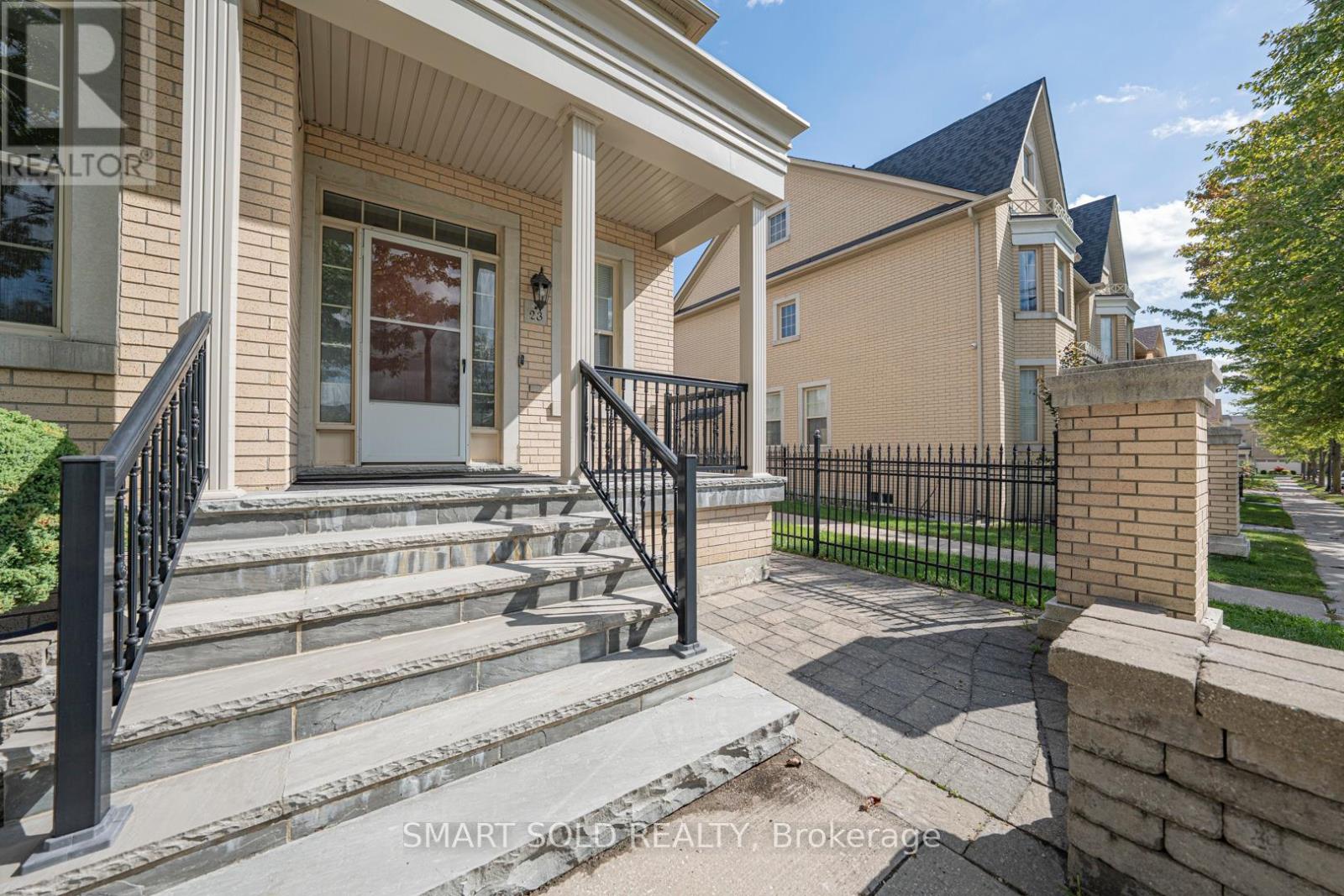 23 Bonheur Road, Markham, Ontario  L6C 0A3 - Photo 5 - N12439160
