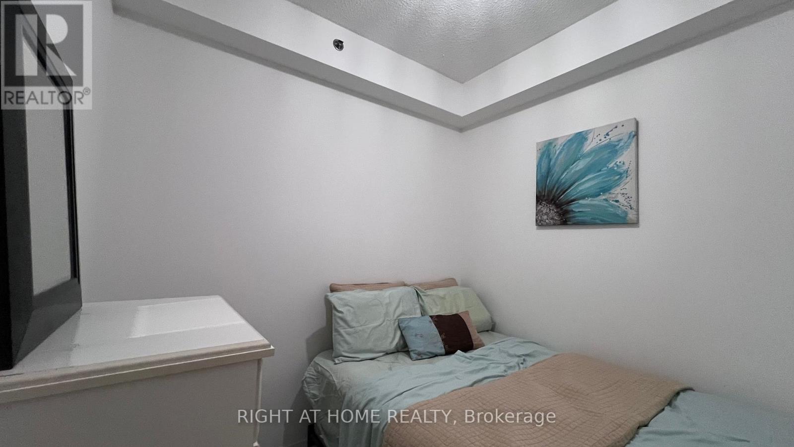 814 - 520 Steeles Avenue W, Vaughan, Ontario  L4J 0H2 - Photo 21 - N12439163