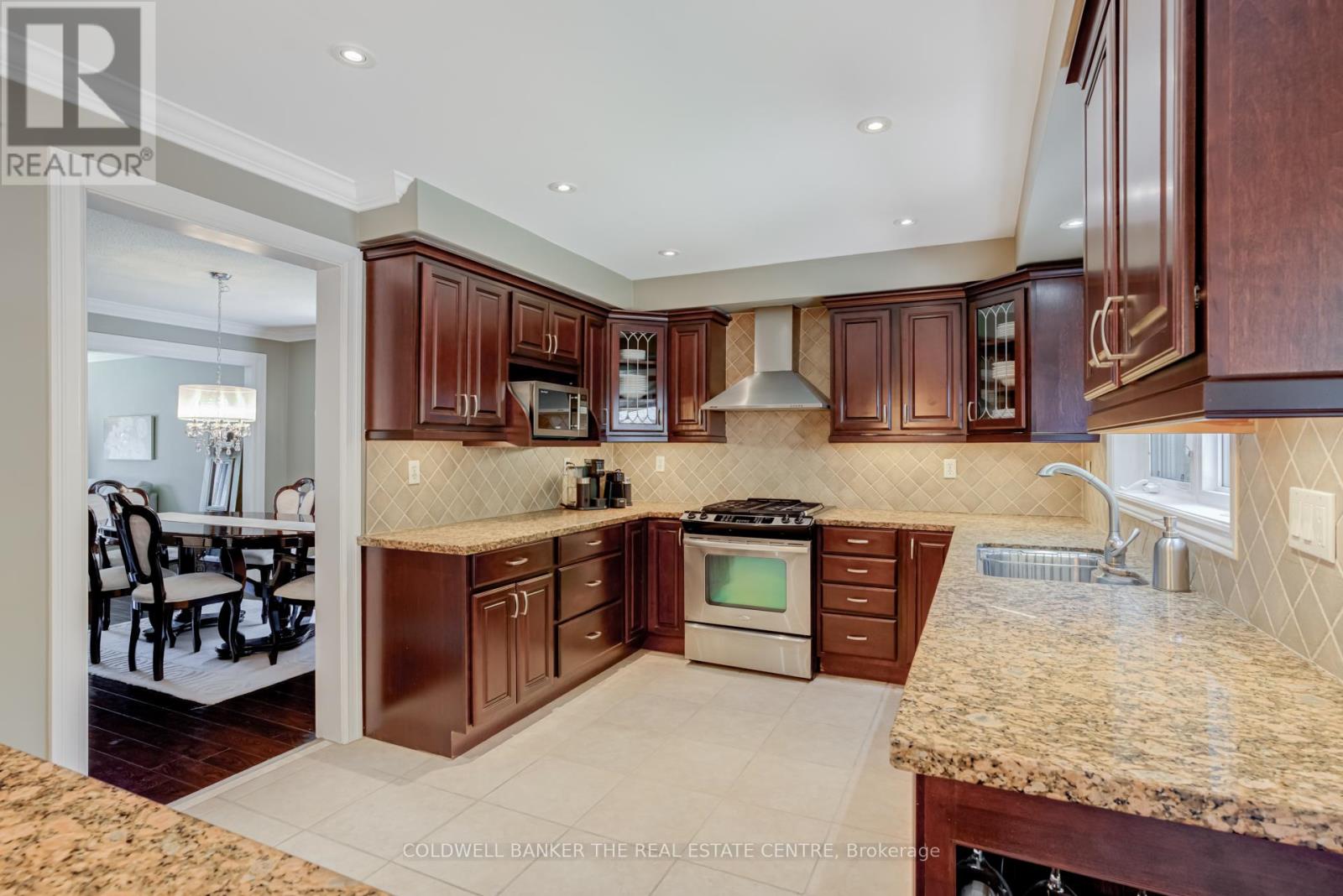129 Foxtail Ridge, Newmarket, Ontario  L3X 1Z2 - Photo 12 - N12439168